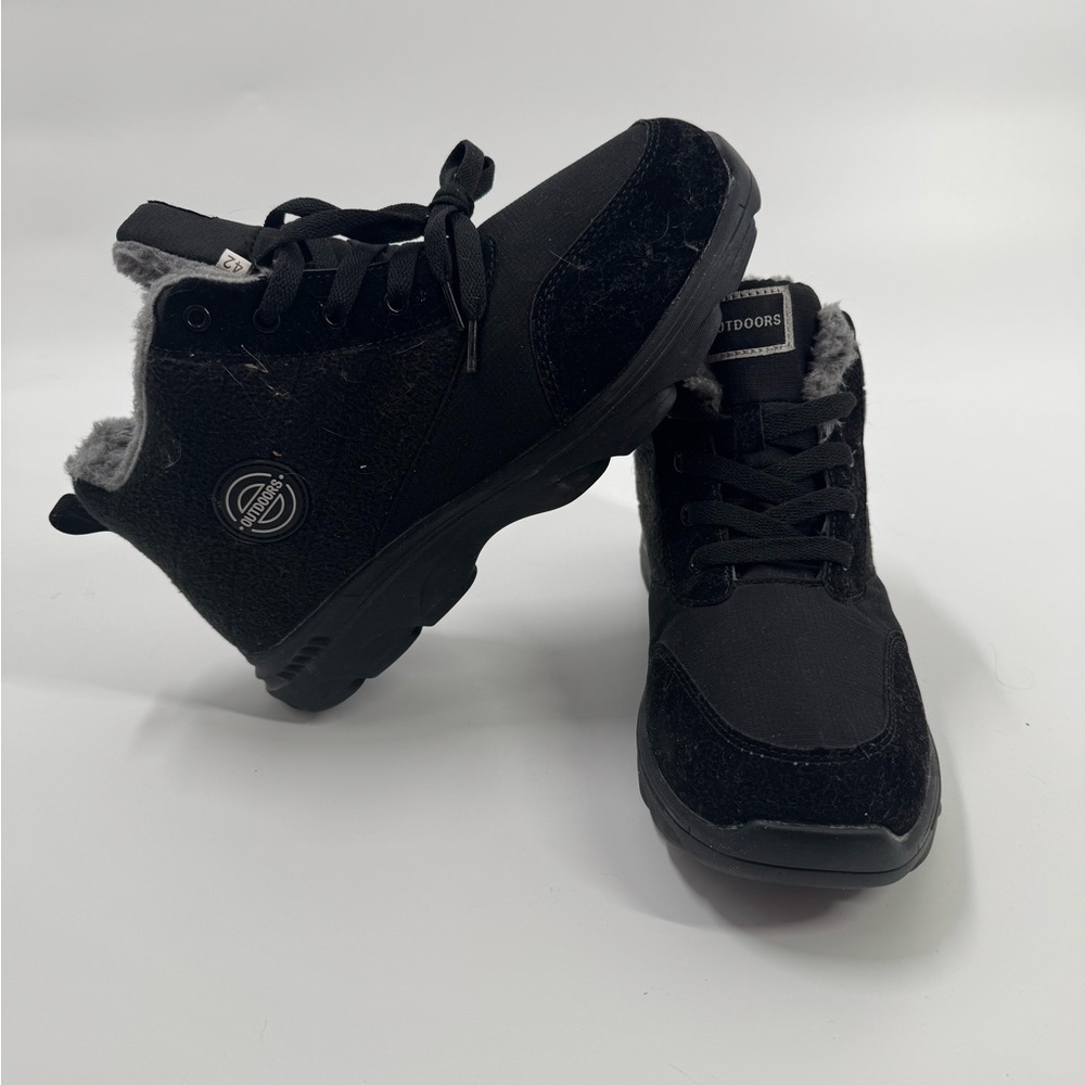 Outdoors Winter Boots Black Size 10 NWOT